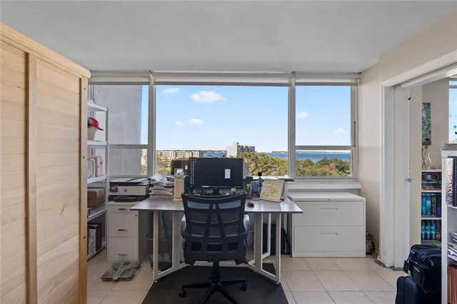 $215,000 | 2621 Cove Cay Drive, Unit 804, Clearwater, FL 33760