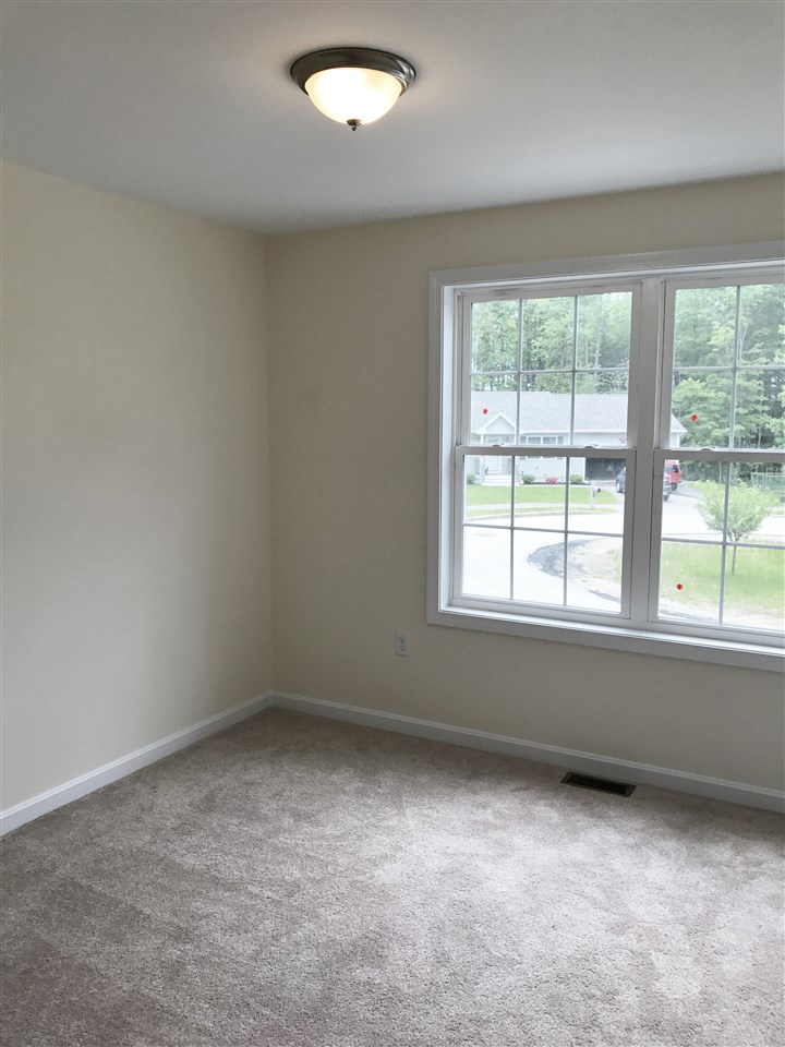 39 Regency Court Rochester, NH 03867 - Photo 15 of 25