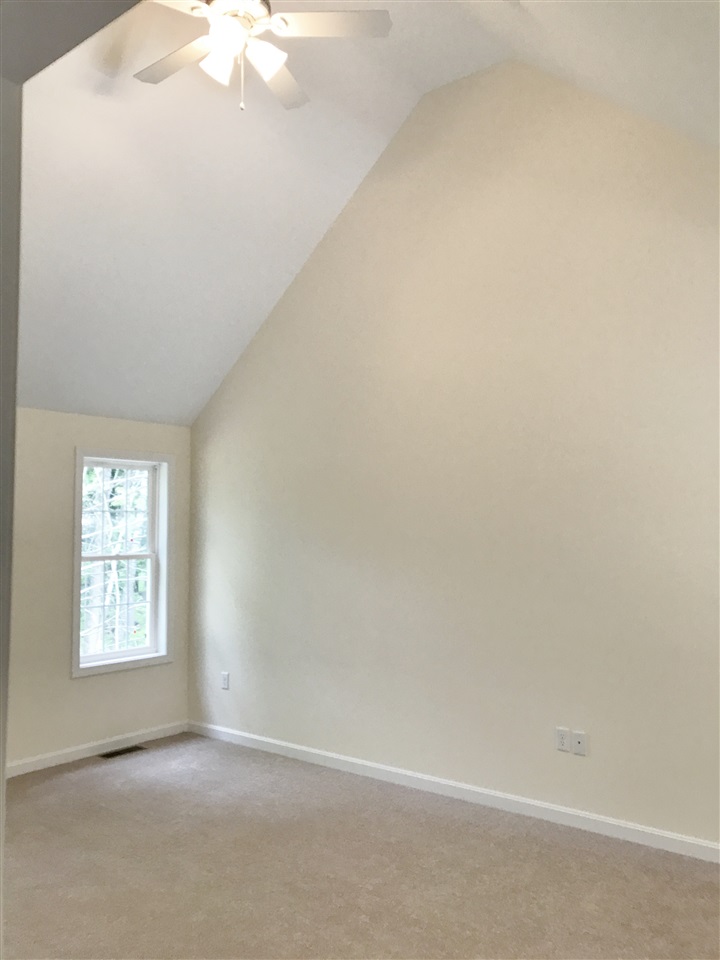 39 Regency Court Rochester, NH 03867 - Photo 5 of 25