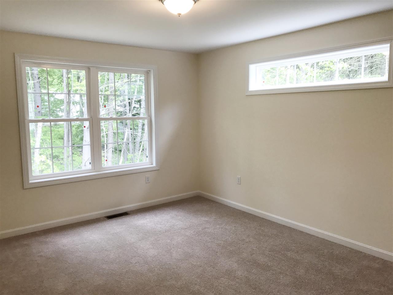 39 Regency Court Rochester, NH 03867 - Photo 7 of 25