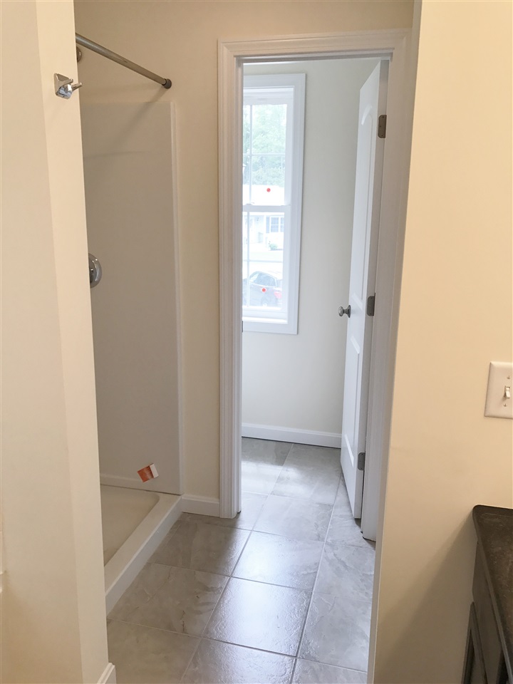 39 Regency Court Rochester, NH 03867 - Photo 10 of 25