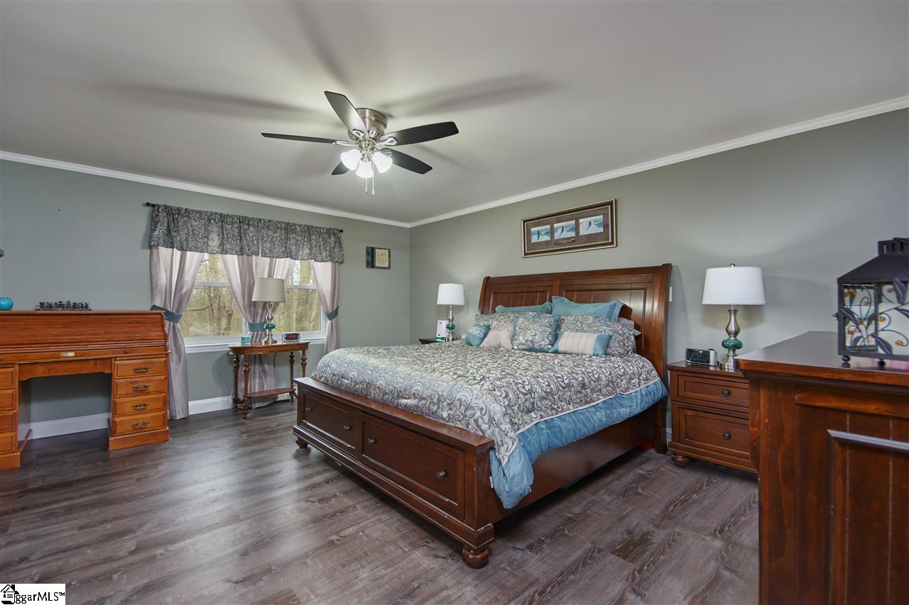 559 Tanyard Road Greenville, SC 29609 - Photo 14 of 34 Gallery Image 14