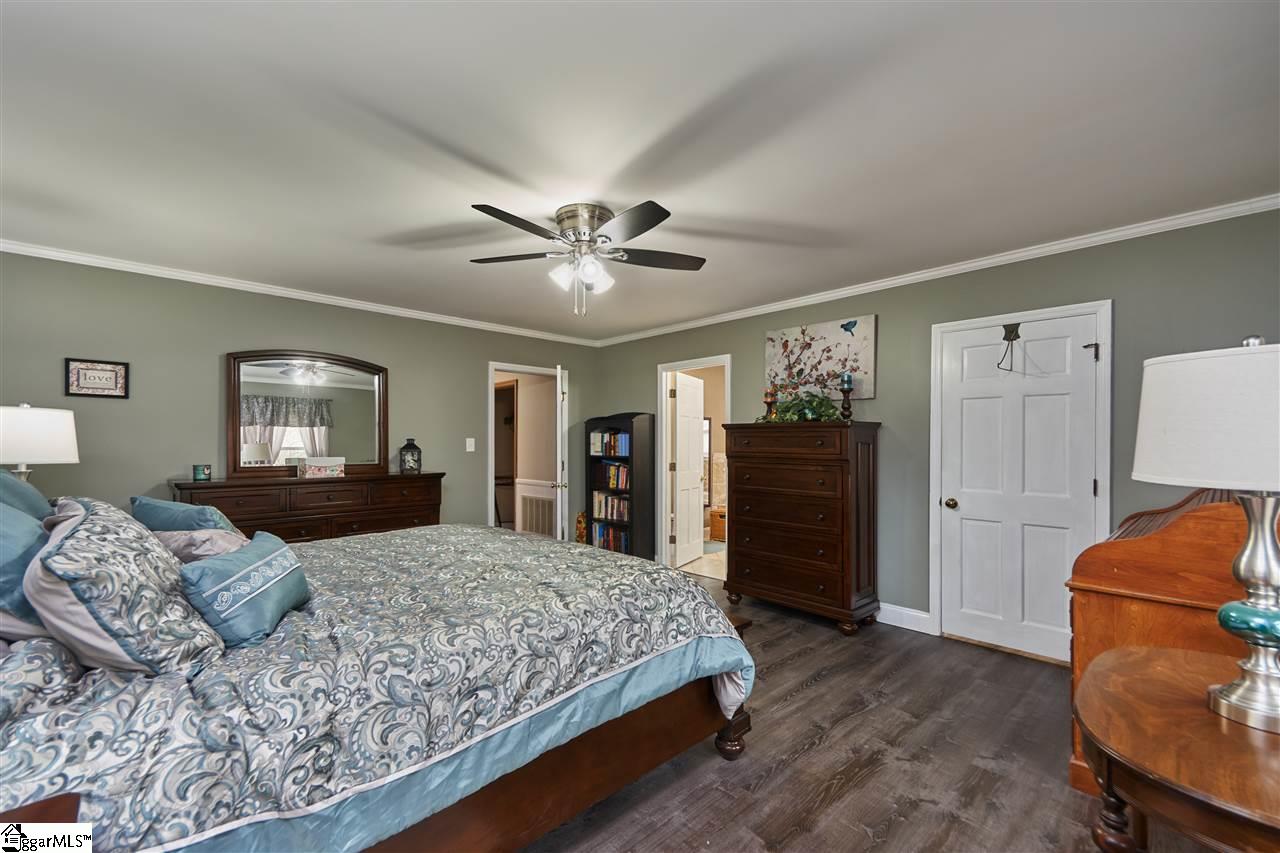 559 Tanyard Road Greenville, SC 29609 - Photo 15 of 34 Gallery Image 15