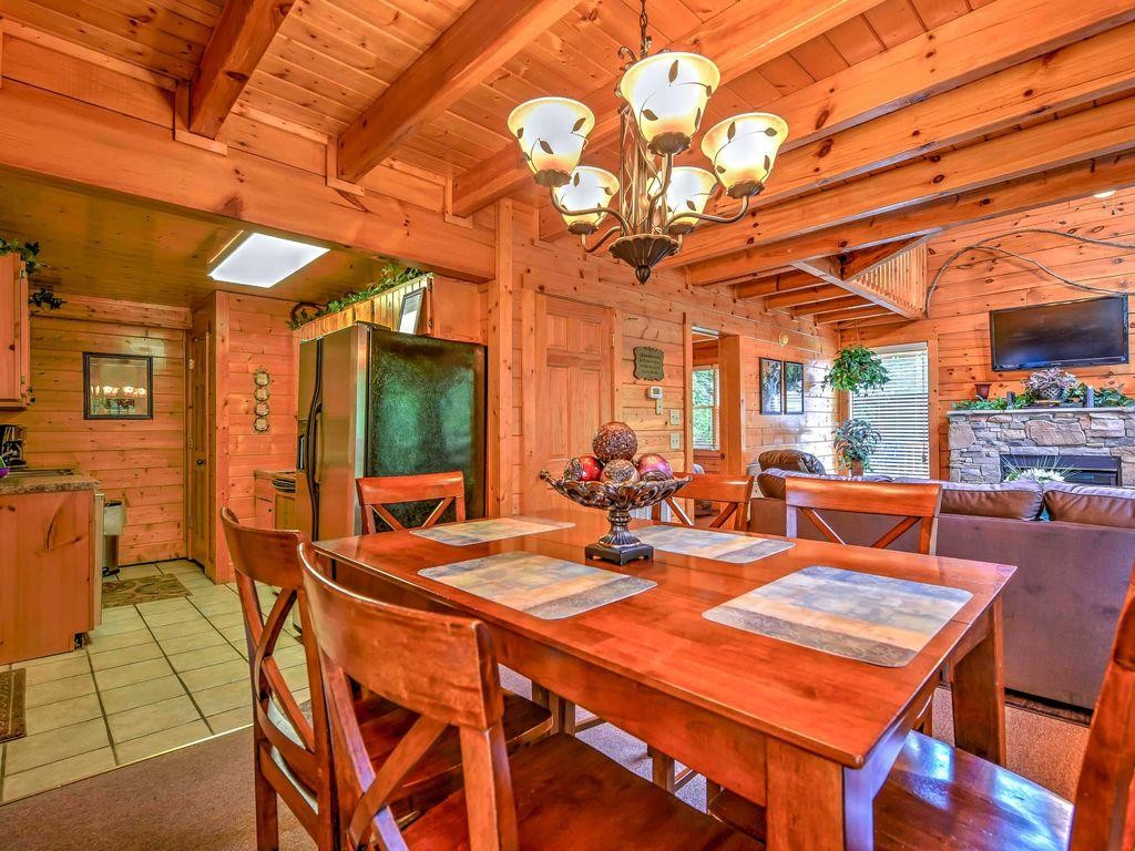 339 Caney Creek Road Pigeon Forge, TN 37876 - Photo 7 of 15