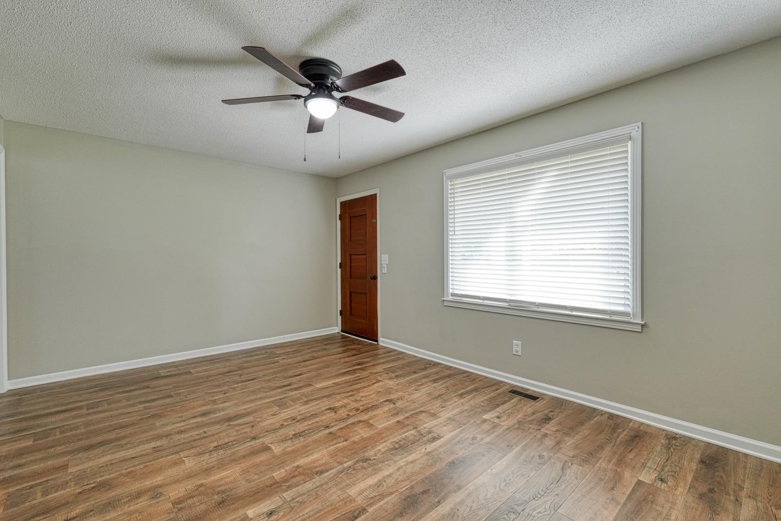 2601 Highway 357 Lyman, SC 29365 - Photo 5 of 40
