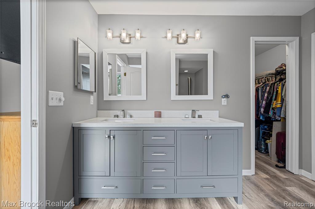 9863 Marshall Road South Lyon, MI 48178 - Photo 27 of 60 Gallery Image 27