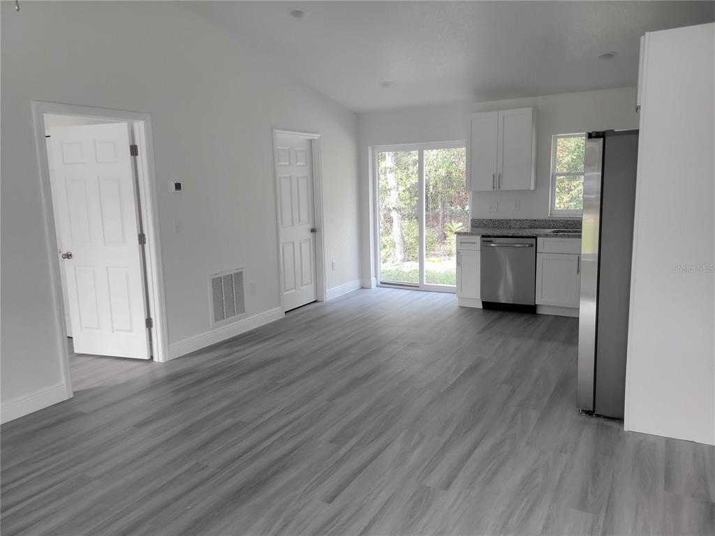 71 Northeast 155th Court Williston, FL 32696 - Photo 5 of 16