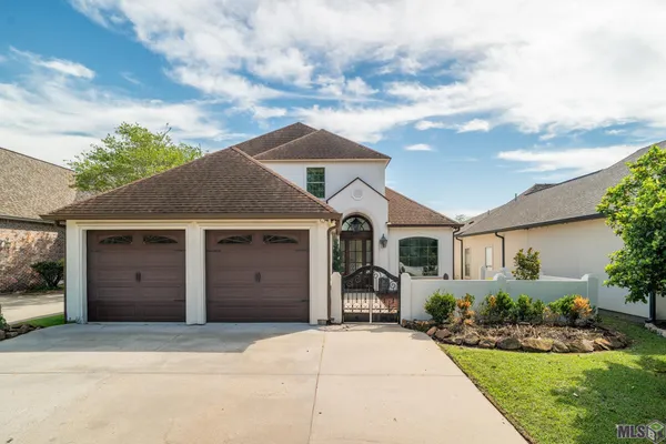 $649,900 | 21035 Waterfront E Drive, Maurepas, LA 70449