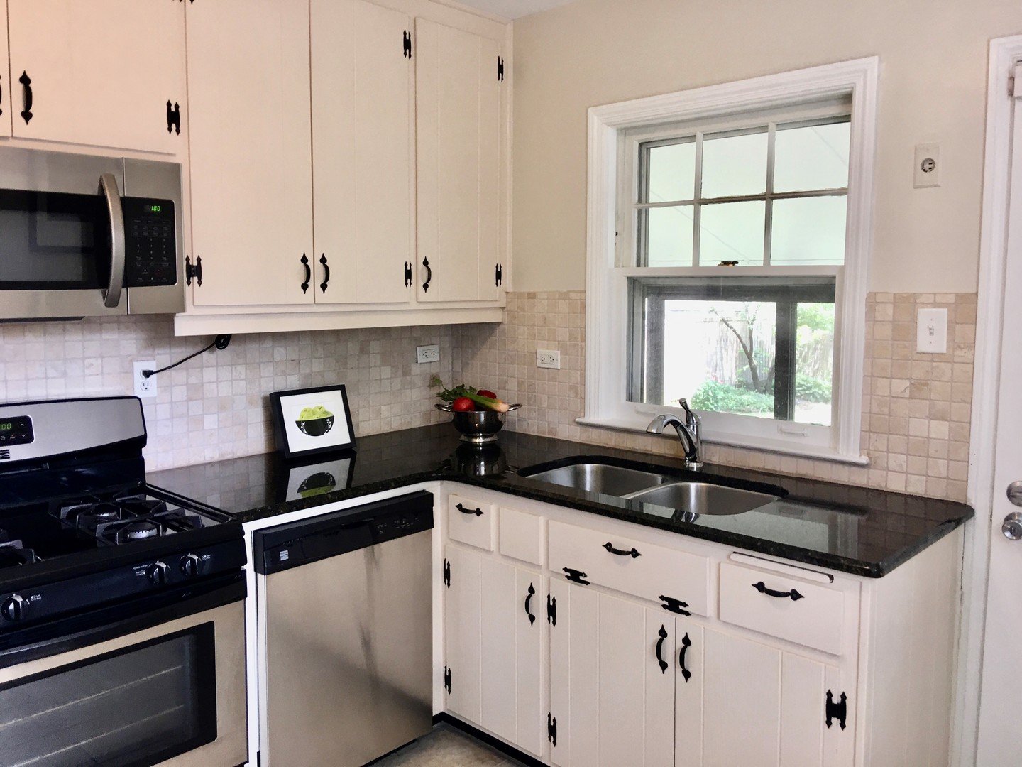 719 North County Line Road Hinsdale, IL 60521 - Photo 10 of 22