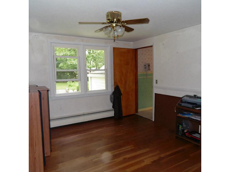 3 Thomas Lane Westerly, RI 02891 - Photo 5 of 18 Bedroom.