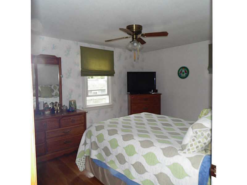 3 Thomas Lane Westerly, RI 02891 - Photo 8 of 18 Bedroom.