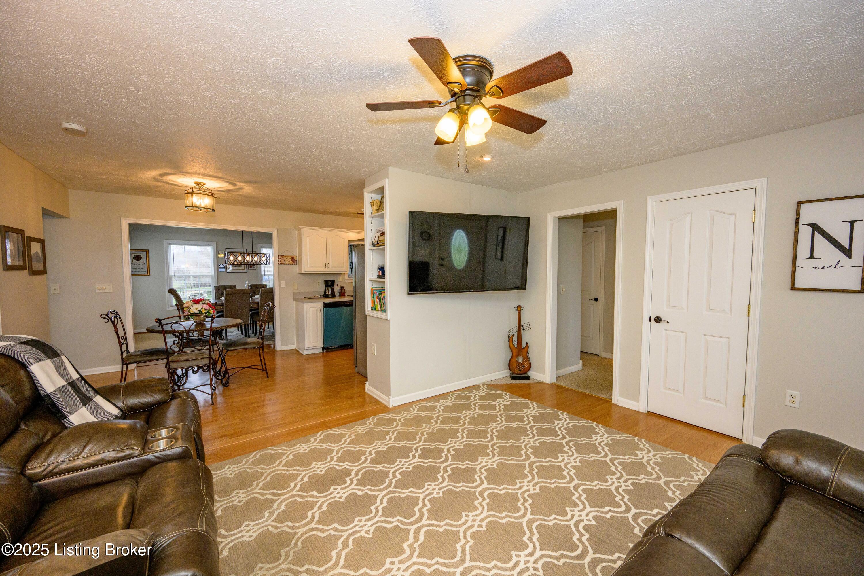 851 Alvin Brooks Road Buffalo, KY 42716 - Photo 17 of 51 851 Alvin Brooks Road-17