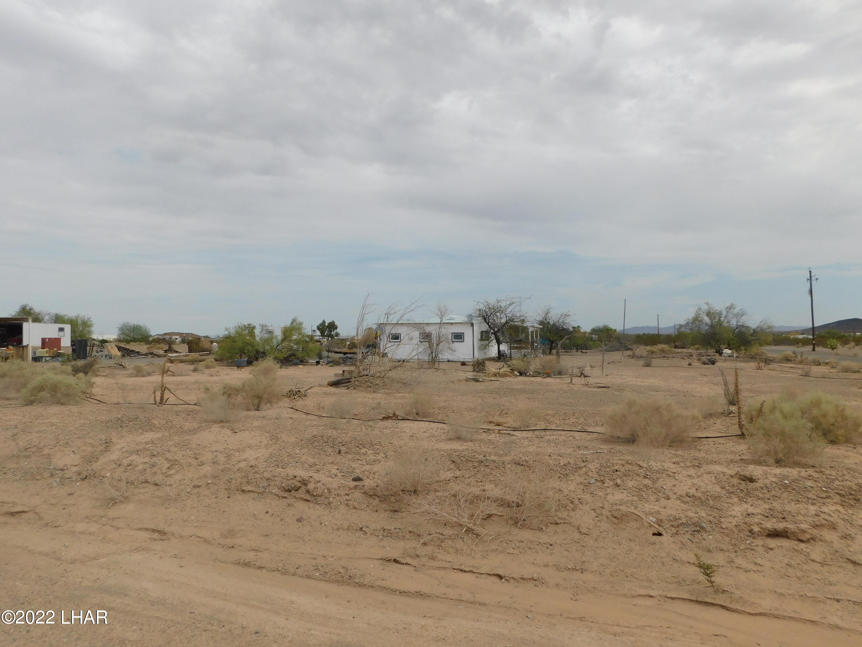 44129 Vaserhely Road Bouse, AZ 85325 - Photo 6 of 18 DSCN0271