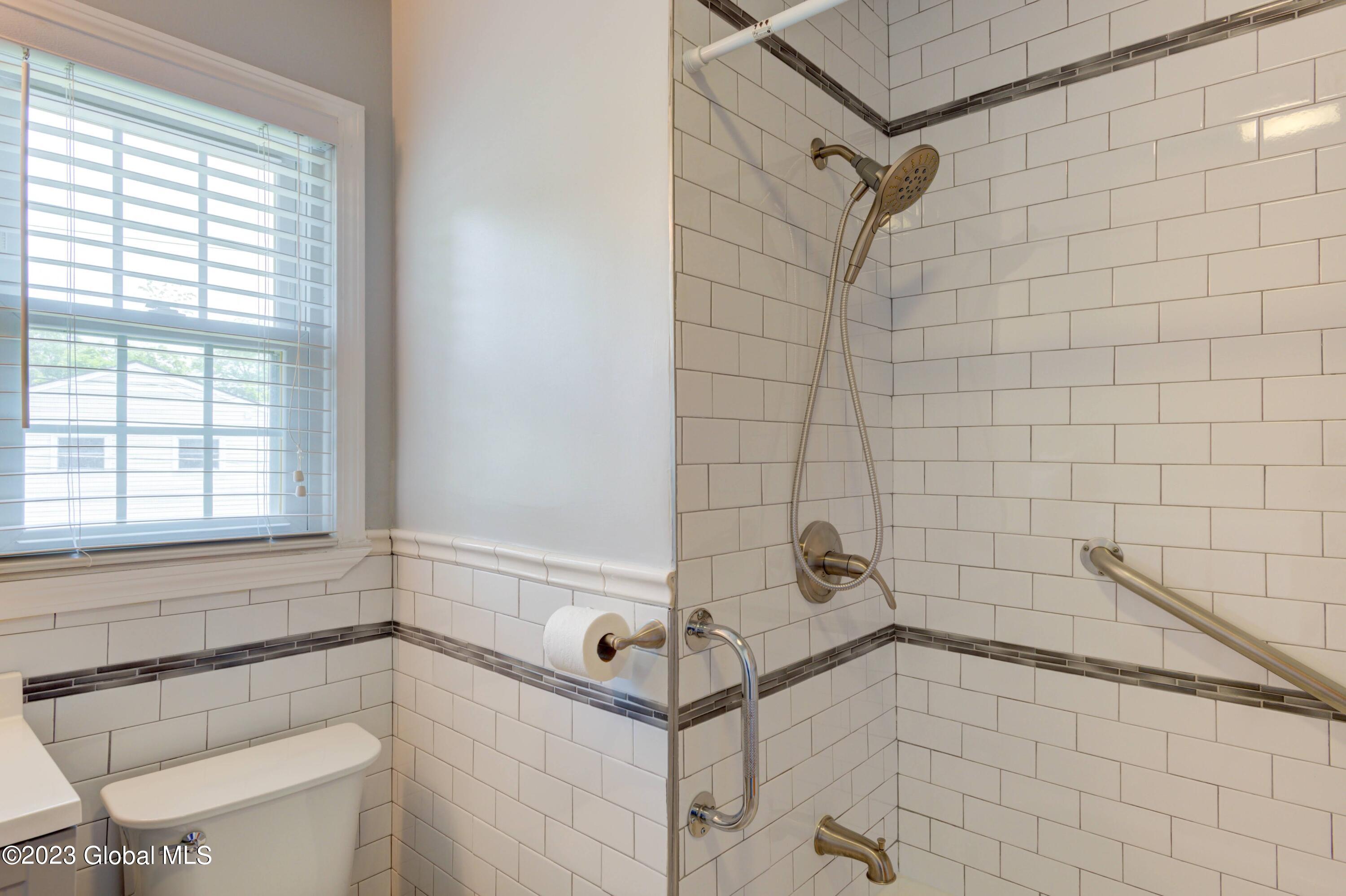 558 Delaware Avenue, Unit 3 Bethlehem, NY 12054 - Photo 28 of 35 25-558 Delaware Ave