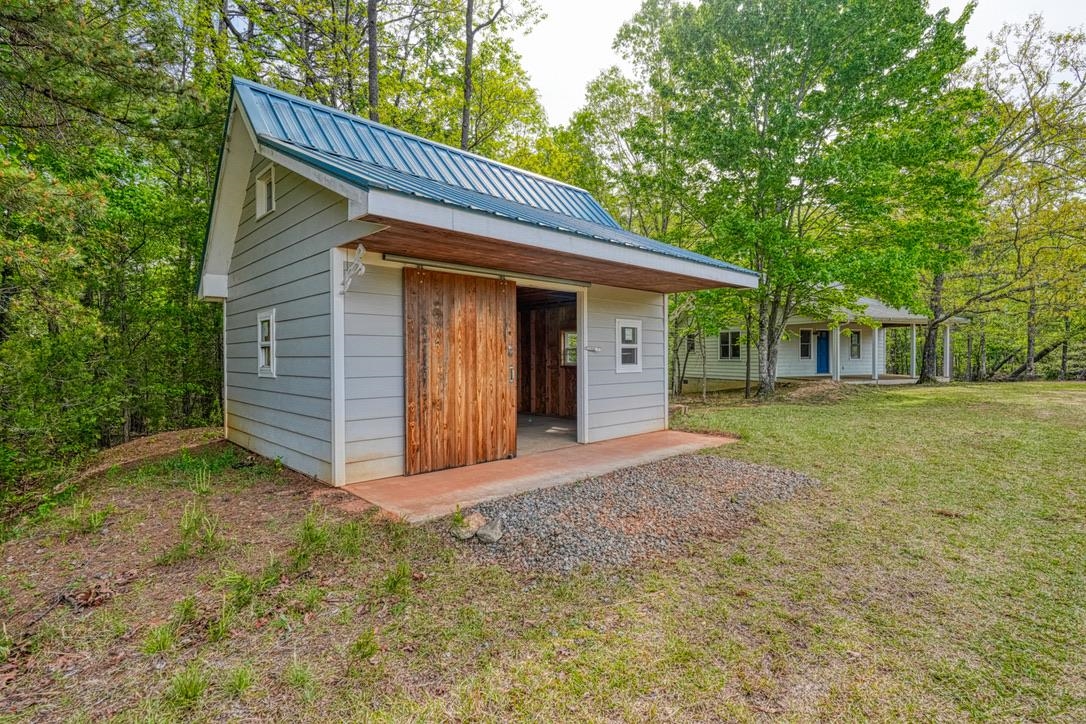 1810 Skunk Hollow Road Campobello, SC 29322 - Photo 27 of 50