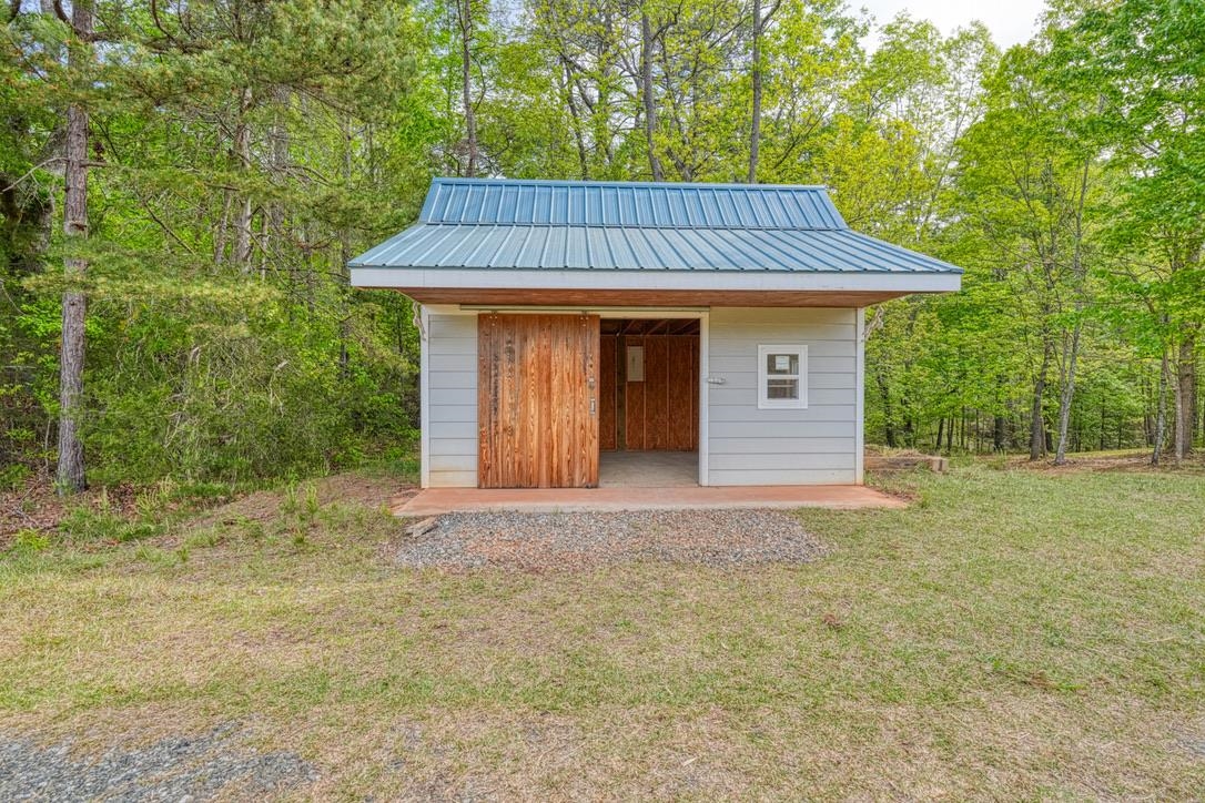 1810 Skunk Hollow Road Campobello, SC 29322 - Photo 28 of 50