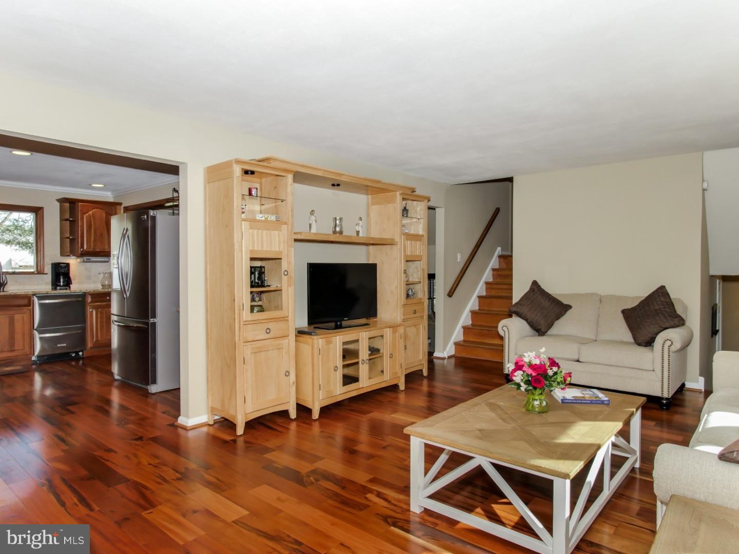 189 Rice Drive Morrisville, PA 19067 - Photo 3 of 25 Gallery Image 3