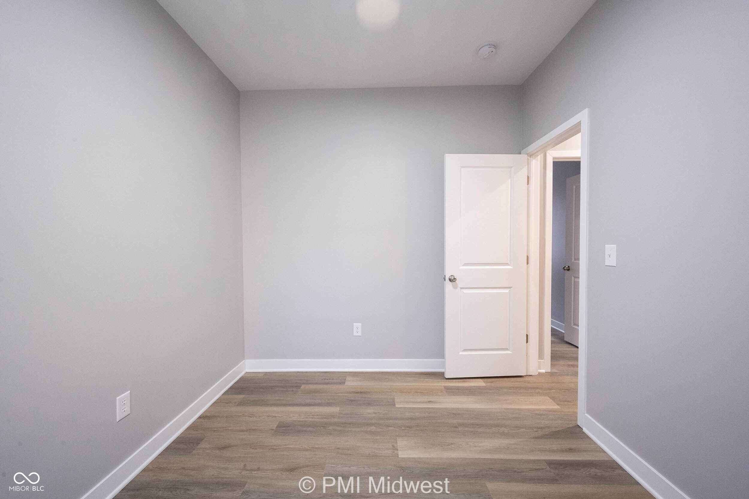 1843 North Dexter Street, Unit B Indianapolis, IN 46202 - Photo 11 of 20