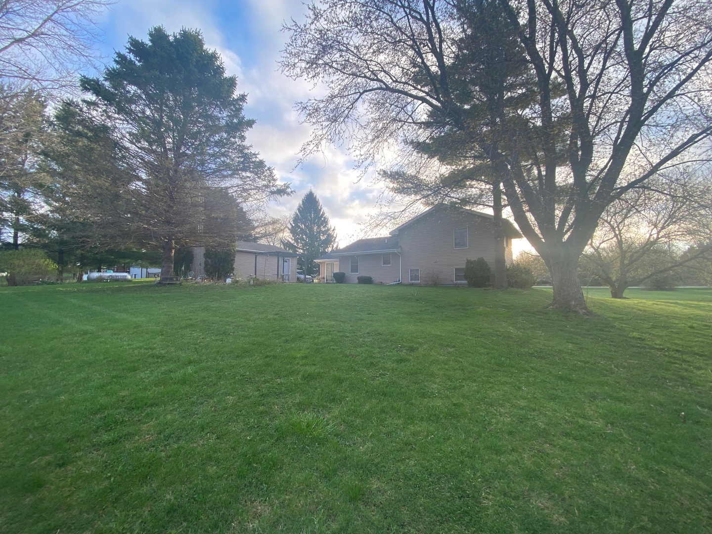 3717 Murray Road Woodstock, IL 60098 - Photo 3 of 22