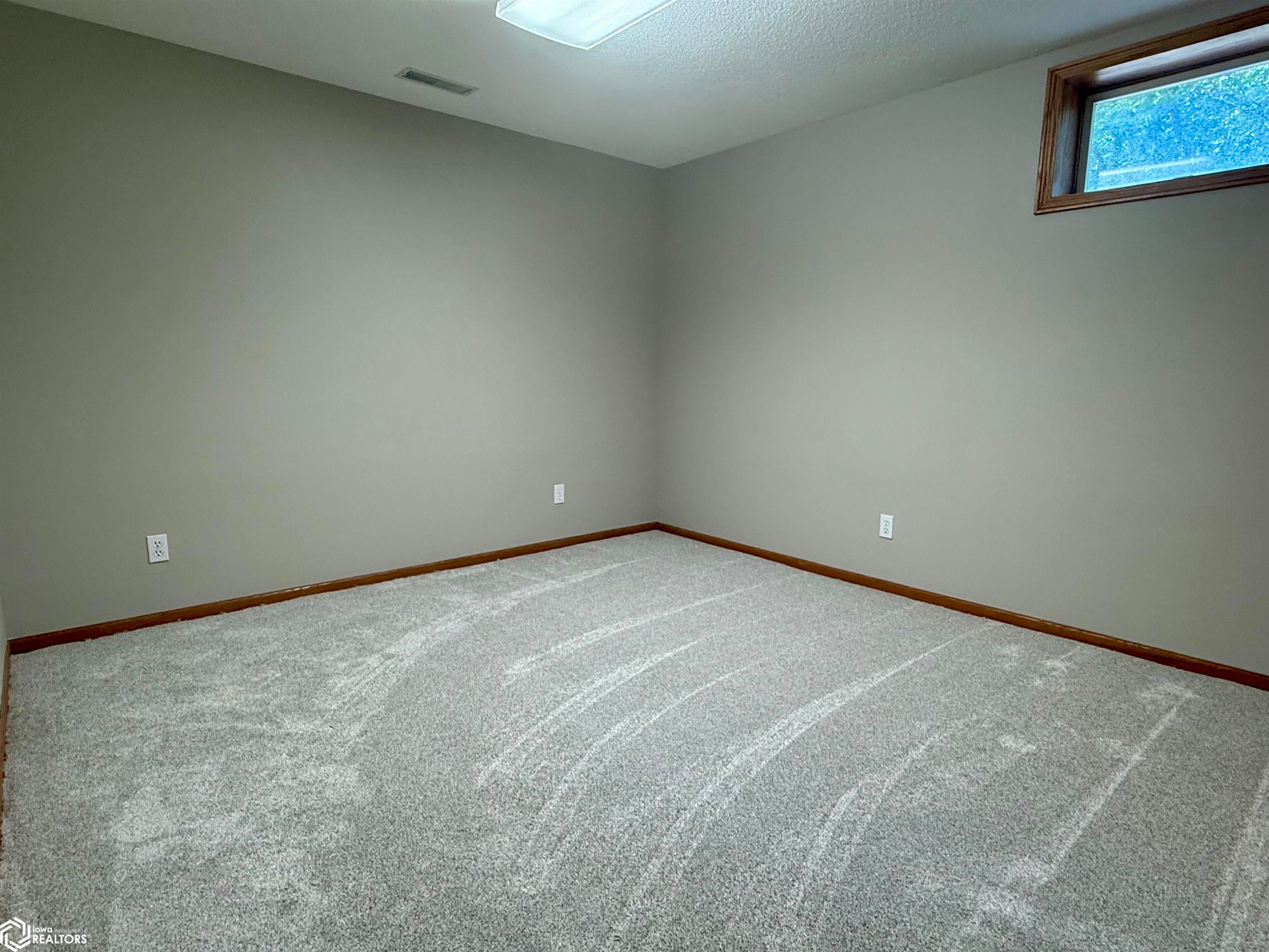 500 Greenewood Road Jefferson, IA 50129 - Photo 35 of 46 Gallery Image 35