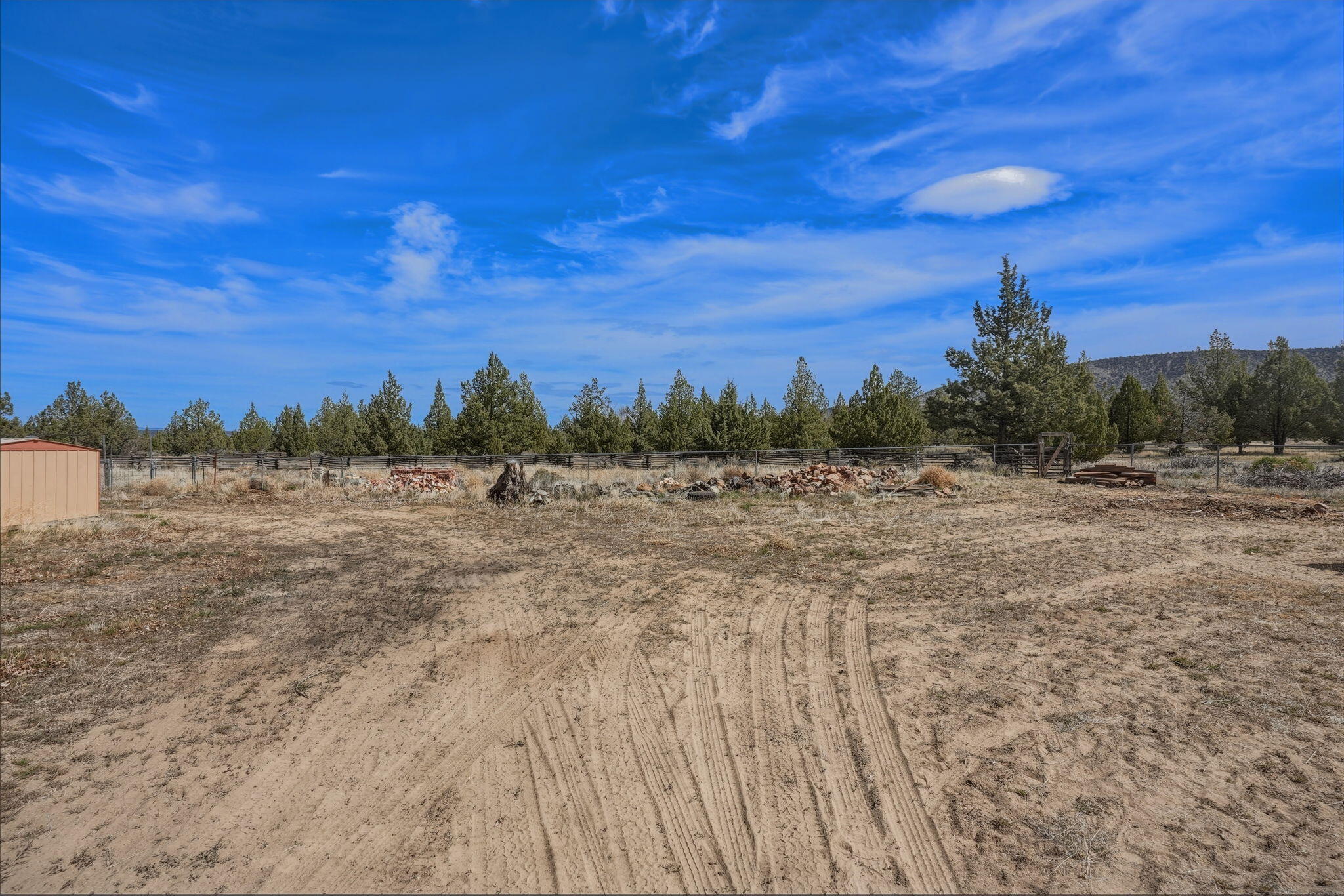 7950 Southwest Copley Road Powell Butte, OR 97753 - Photo 35 of 56 11-web-or-mls-Riley_Visuals_011