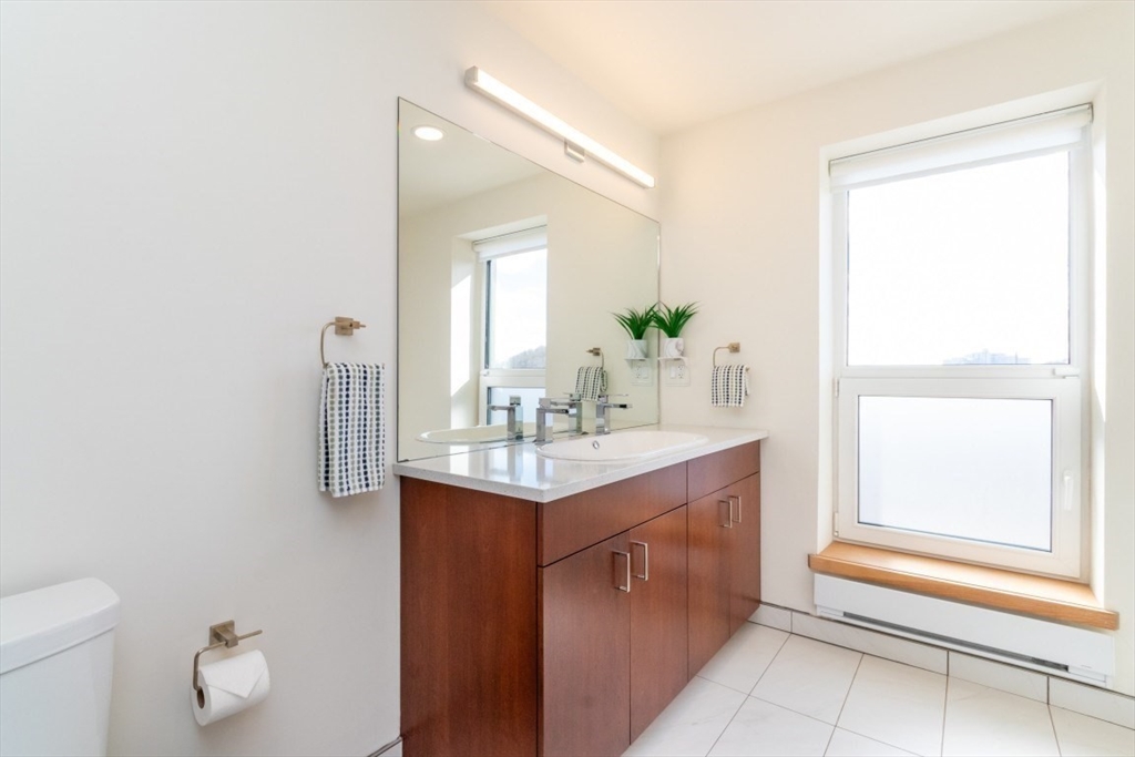 78 Fort Avenue, Unit 78 Boston, MA 02119 - Photo 14 of 26