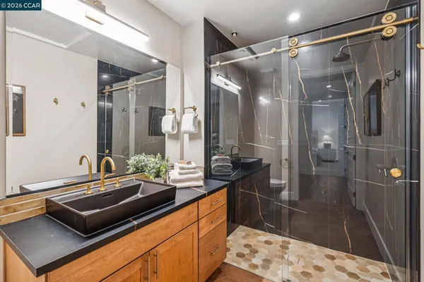 a close view of sink and tap