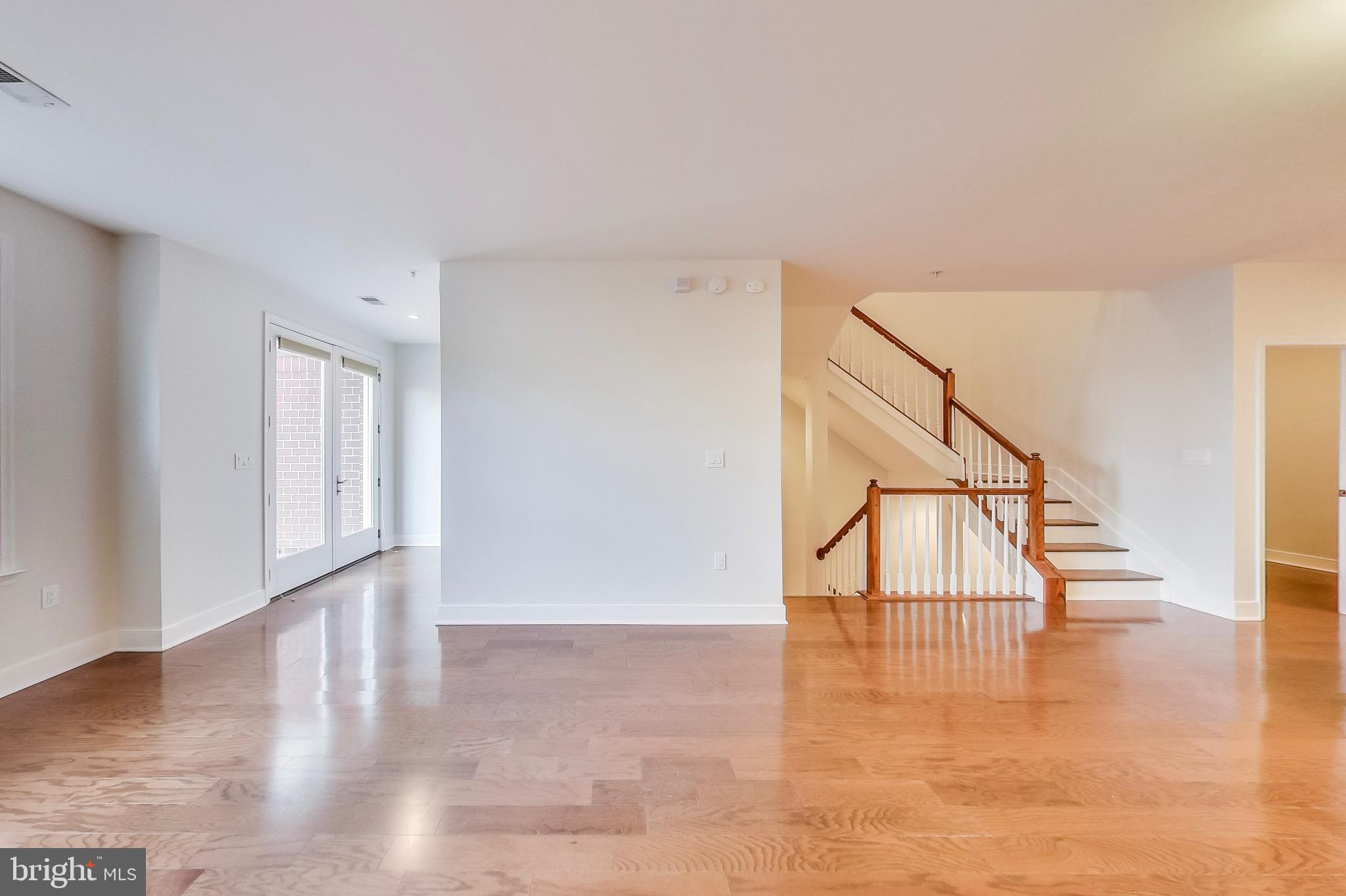 1418 North Rhodes Street, Unit B120 Arlington, VA 22209 - Photo 10 of 23