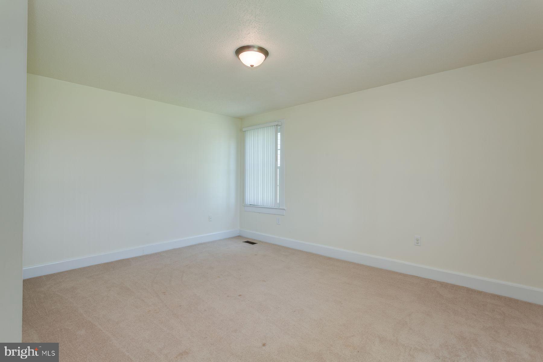 5370 B Martin Road Kents Store, VA 23084 - Photo 6 of 16