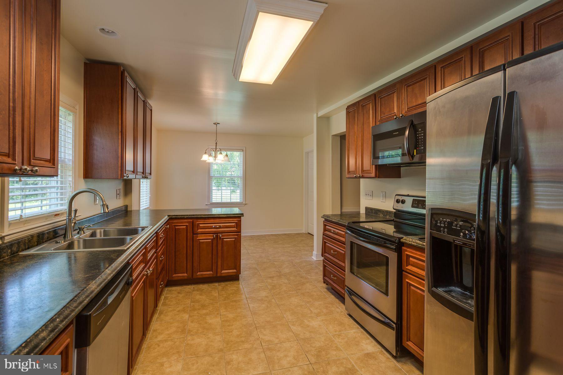 5370 B Martin Road Kents Store, VA 23084 - Photo 7 of 16