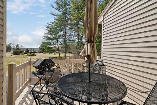 8 Shadow Brook Lane, Unit E Smithfield, RI 02917 - Photo 6 of 31