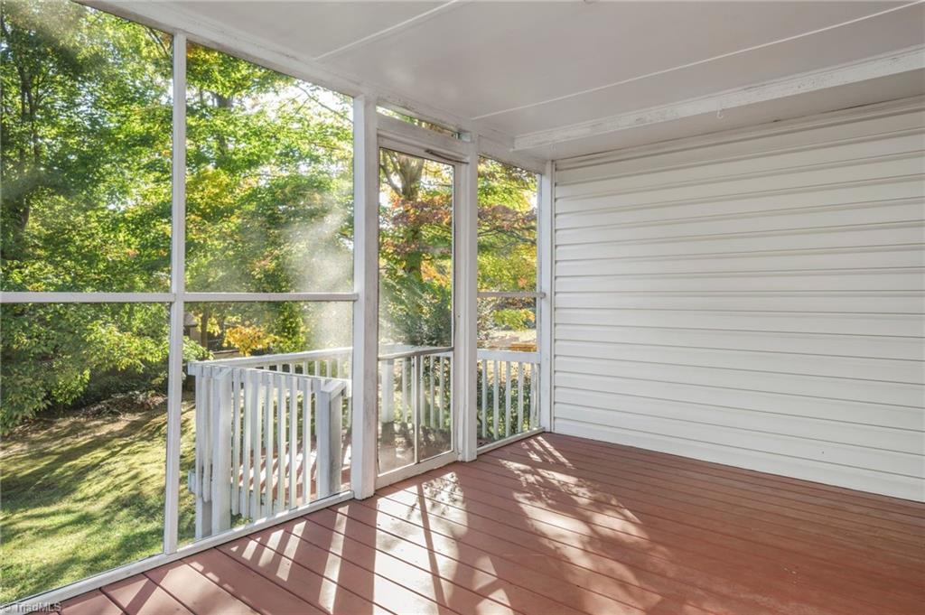 1335 Berwick Road Southwest Winston-Salem, NC 27103 - Photo 14 of 40 Gallery Image 14