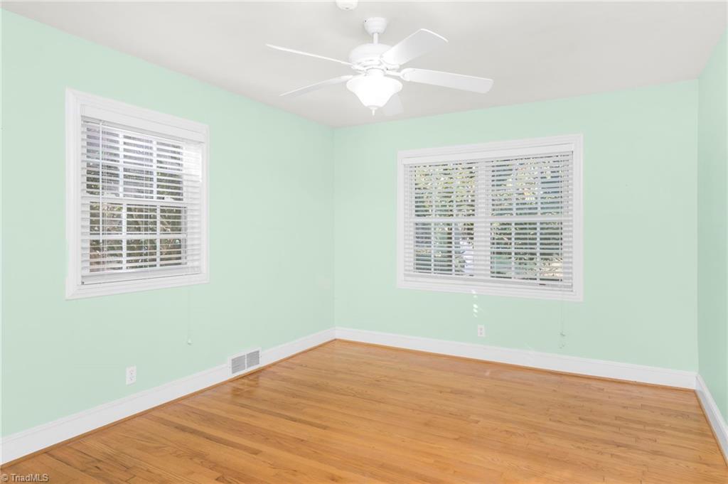 1335 Berwick Road Southwest Winston-Salem, NC 27103 - Photo 18 of 40 Gallery Image 18