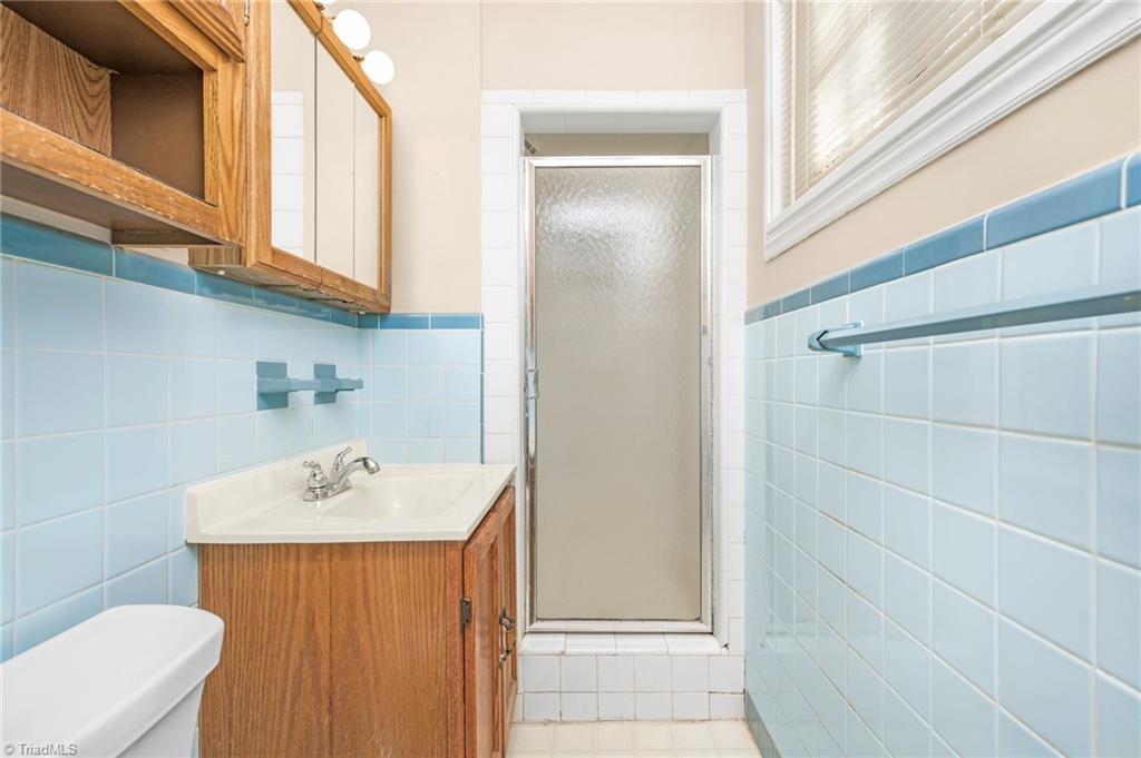1335 Berwick Road Southwest Winston-Salem, NC 27103 - Photo 19 of 40 Gallery Image 19