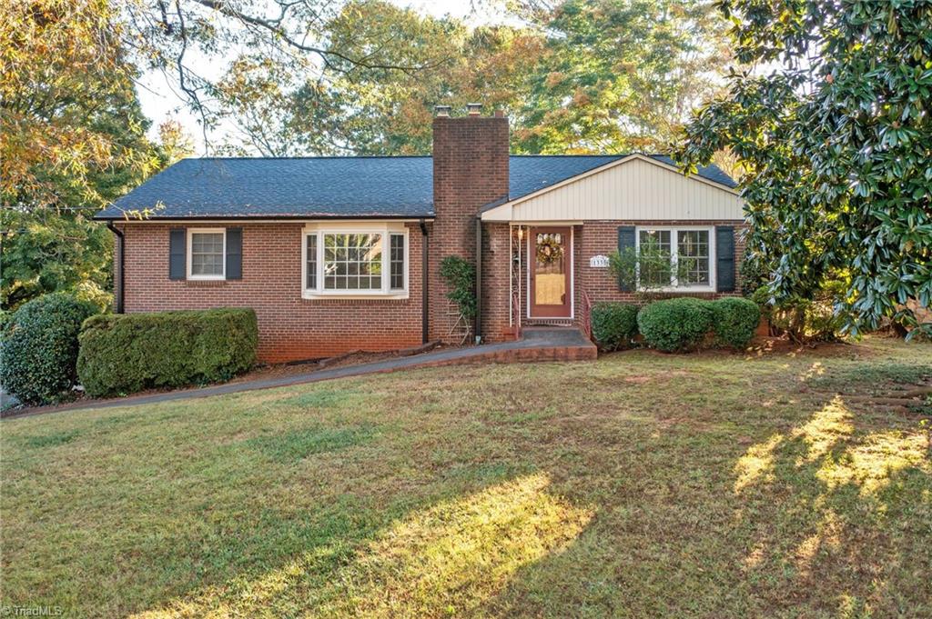 1335 Berwick Road Southwest Winston-Salem, NC 27103 - Photo 2 of 40 Gallery Image 2