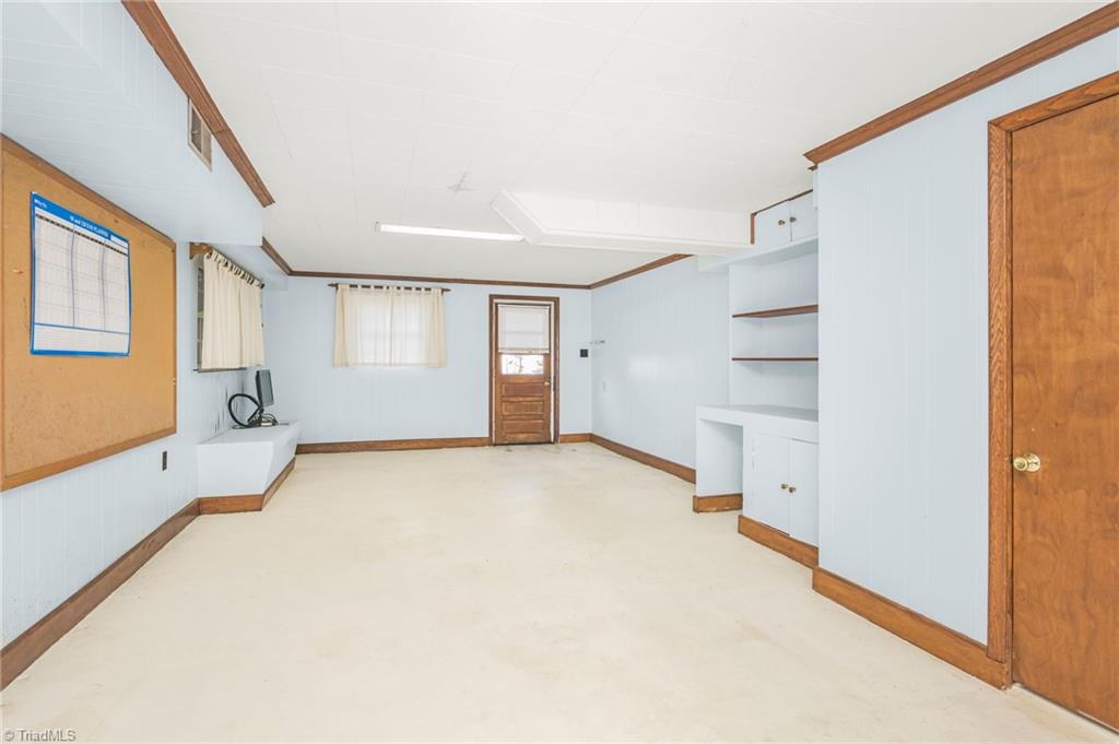1335 Berwick Road Southwest Winston-Salem, NC 27103 - Photo 28 of 40 Gallery Image 28