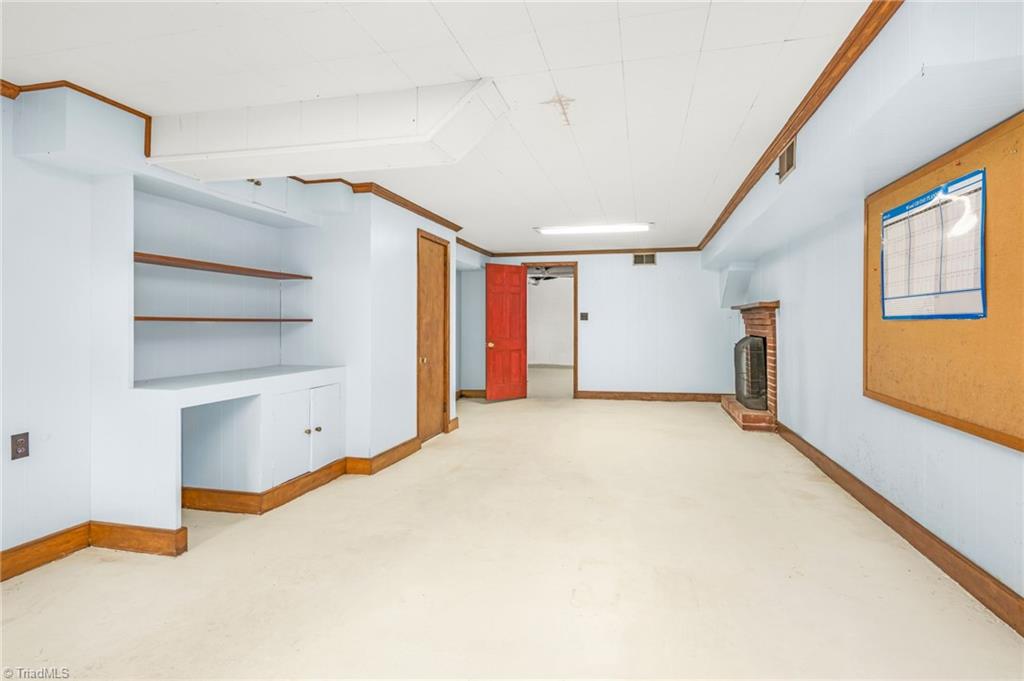 1335 Berwick Road Southwest Winston-Salem, NC 27103 - Photo 29 of 40 Gallery Image 29