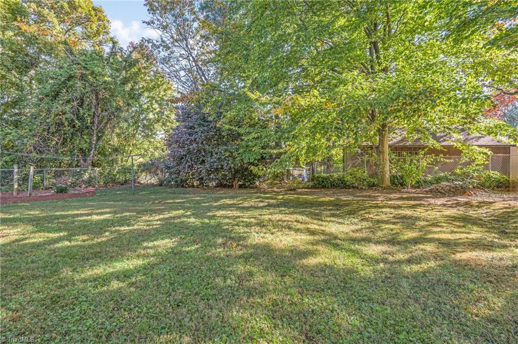 1335 Berwick Road Southwest Winston-Salem, NC 27103 - Photo 35 of 40 Gallery Image 35