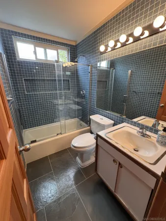 $4,100 | 2208 Spring Oak Way, San Diego, CA 92139