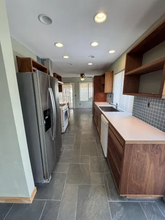 $4,100 | 2208 Spring Oak Way, San Diego, CA 92139