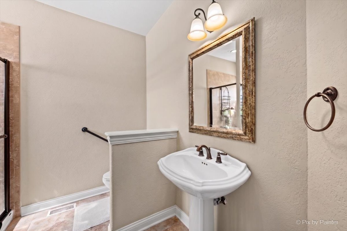 3674 Broadleaf Avenue Elgin, IL 60124 - Photo 30 of 75