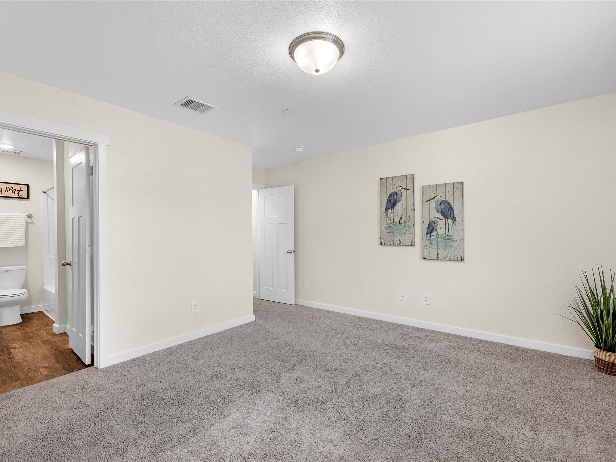 21155 Gosling Road, Unit 31B Spring, TX 77388 - Photo 11 of 36 a view of an empty room