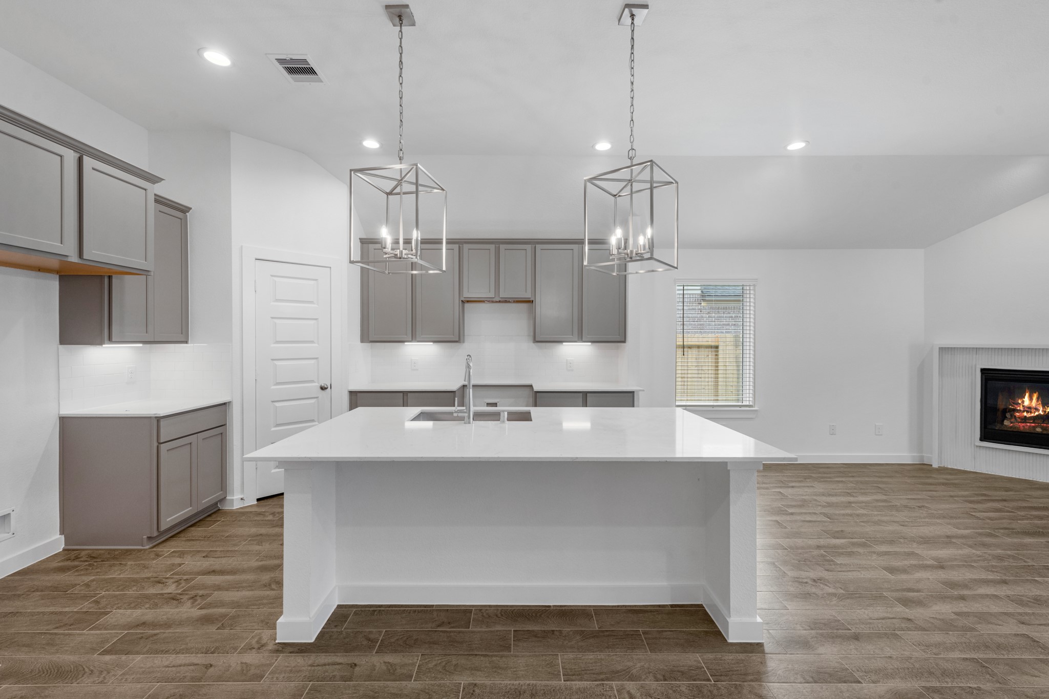 3110 Spitfire Drive Rosenberg, TX 77471 - Photo 2 of 34