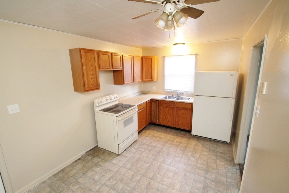 6016 Kent Road Fort Wayne, IN 46816 - Photo 5 of 13