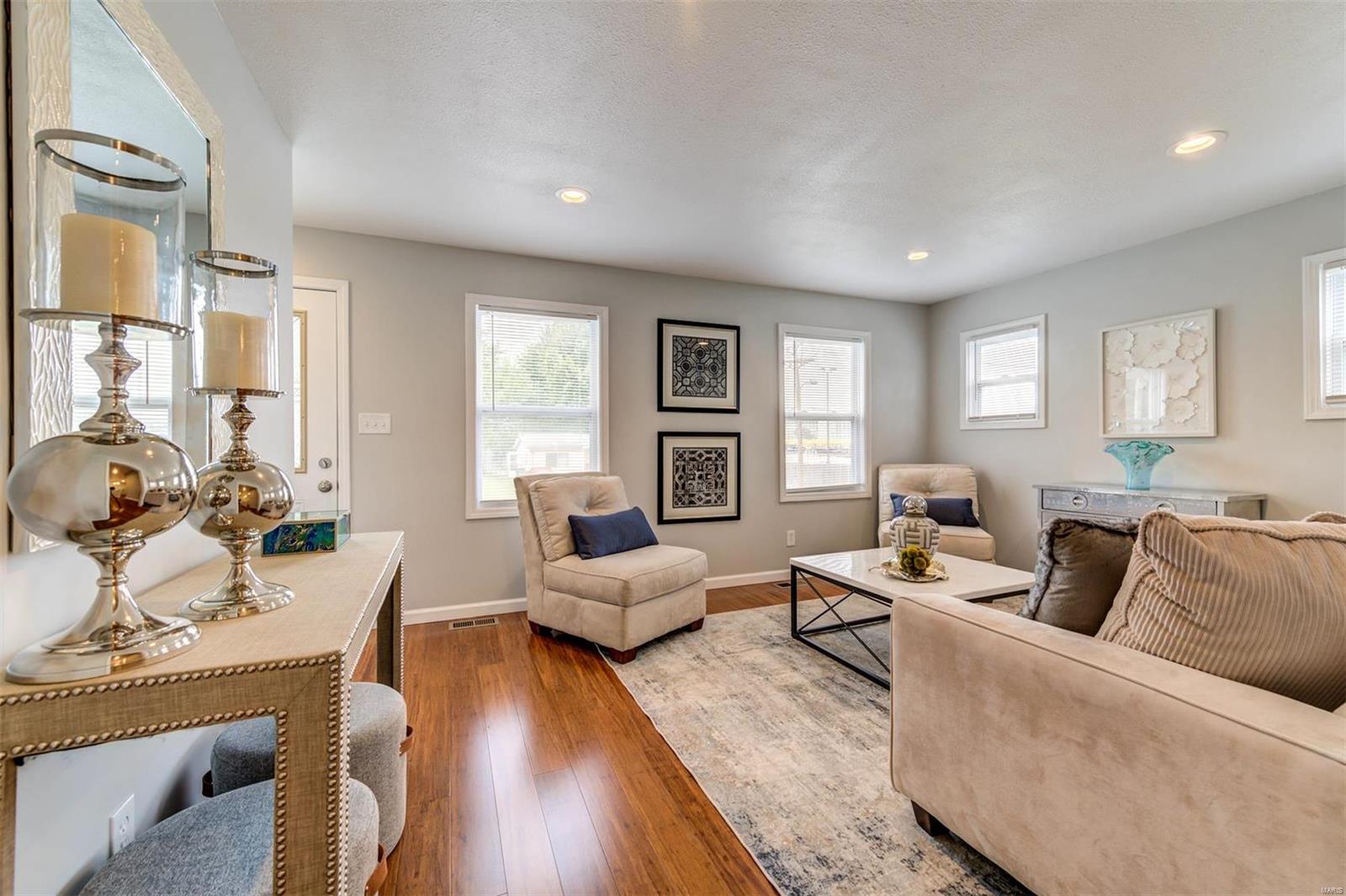 4512 Edmundson Road St. Louis, MO 63134 - Photo 3 of 37 Gallery Image 3
