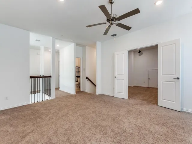 $3,500 | 2122 Creekbluff Court, Lewisville, TX 75010