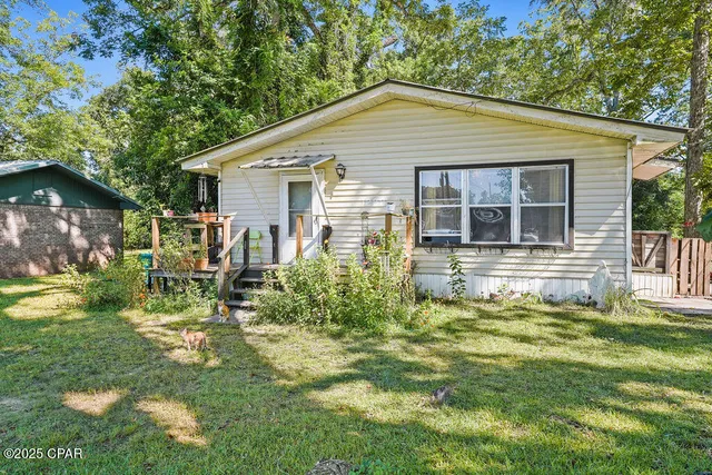 $119,900 | 1222 East Campbellton Avenue, Chipley, FL 32428