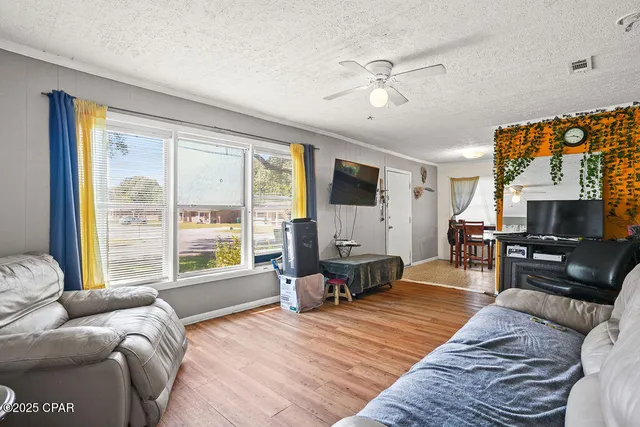 $119,900 | 1222 East Campbellton Avenue, Chipley, FL 32428