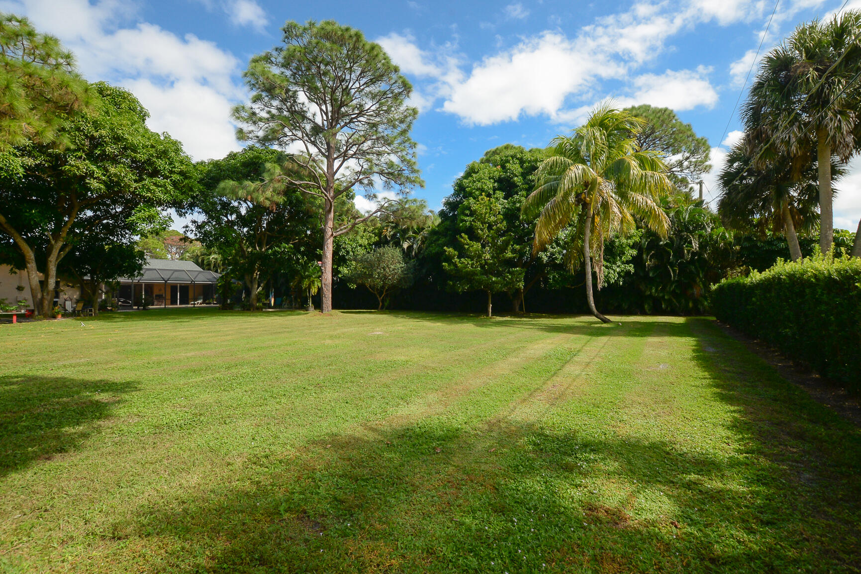 3068 Southeast Darien Road Port St. Lucie, FL 34952 - Photo 50 of 54 a view of swimming pool