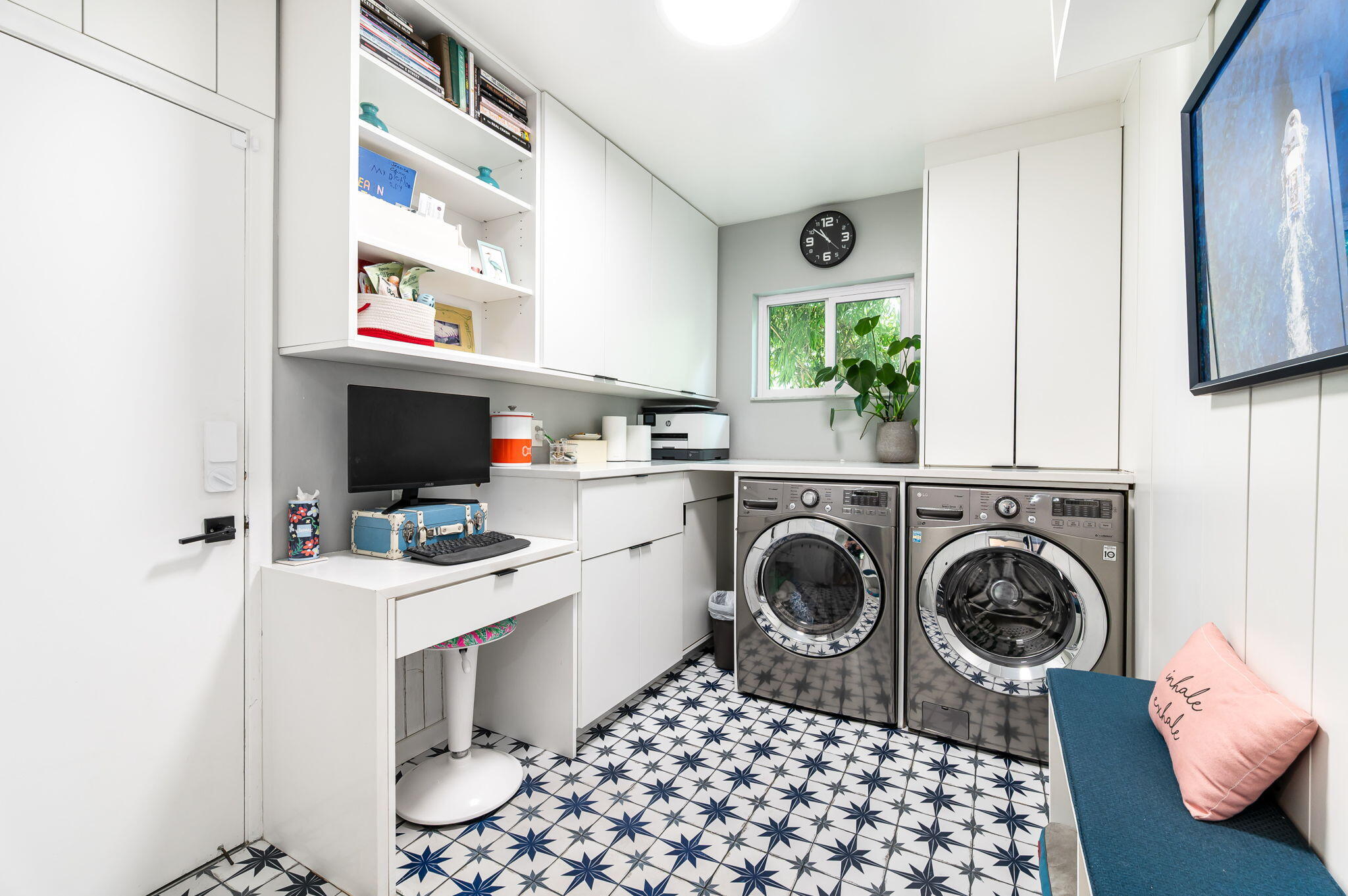 1306 Southwest 14th Avenue Boca Raton, FL 33486 - Photo 10 of 28 Laundry Room/Office/Mudroom